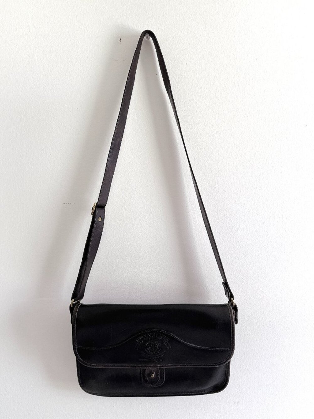 VTG GHURKA "THE SPECTATOR" NO.37 SHOULDER BAG - BLACK LEATHER - ADJUSTABLE